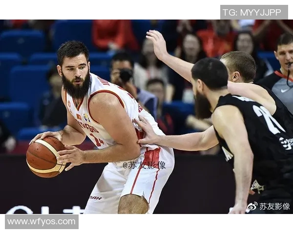 南京篮球队在欧锦赛积分榜上以74分稳居第一名展现强劲实力