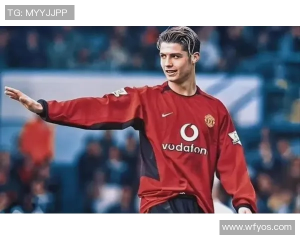 第一足球明星的崛起与传奇之路:从青涩少年到世界顶级球员的奋斗历程 第一足球明星的崛起与传奇之路:从青涩少年到世界顶级球员的奋斗历程