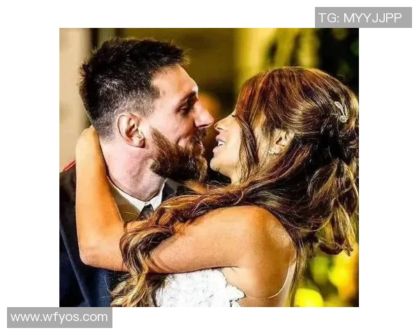 足球巨星梅西的爱情生活揭秘他与妻子的甜蜜故事与家庭生活 足球巨星梅西的爱情生活揭秘他与妻子的甜蜜故事与家庭生活